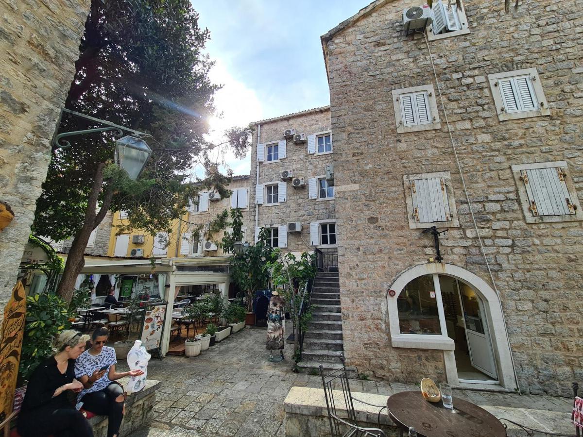 Beatrix Suites Budva Buitenkant foto