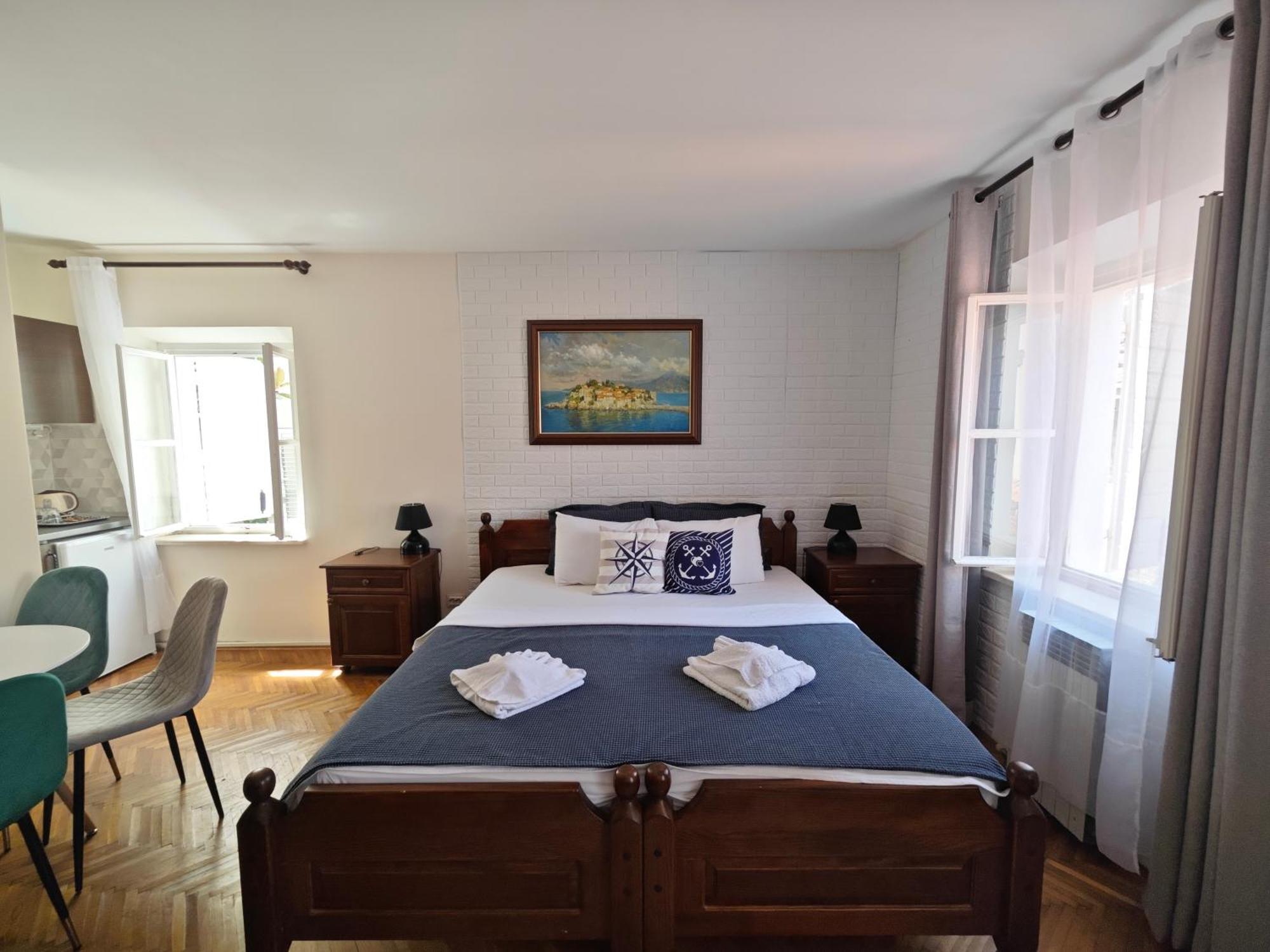 Beatrix Suites Budva Buitenkant foto