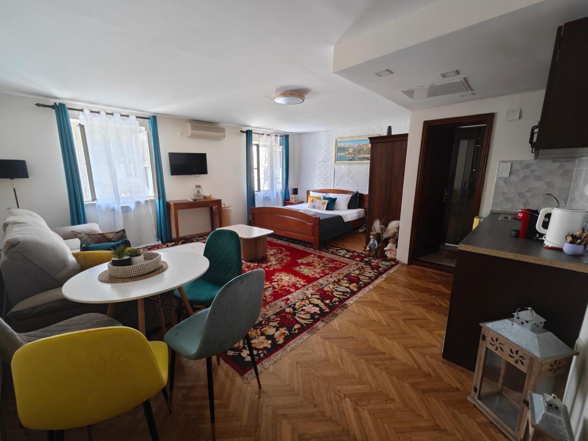 Beatrix Suites Budva Buitenkant foto