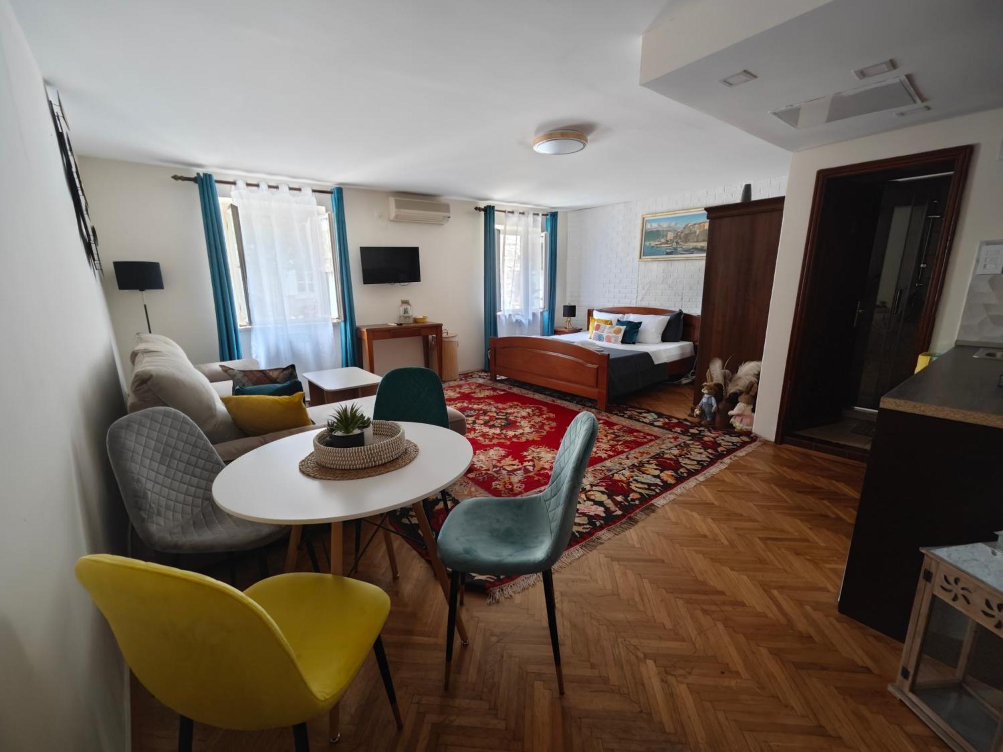 Beatrix Suites Budva Buitenkant foto