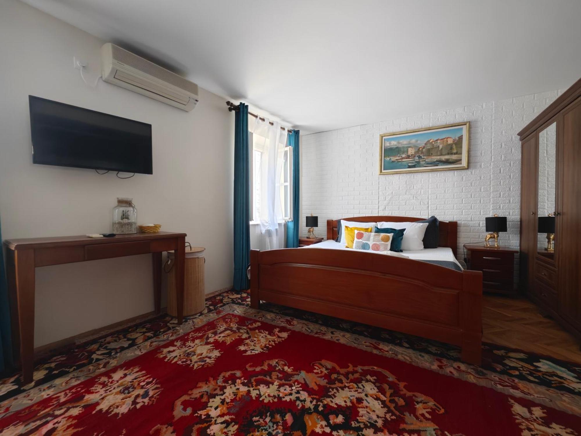 Beatrix Suites Budva Buitenkant foto